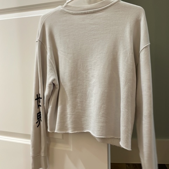 White crop longsleeve✨ - Picture 5 of 5